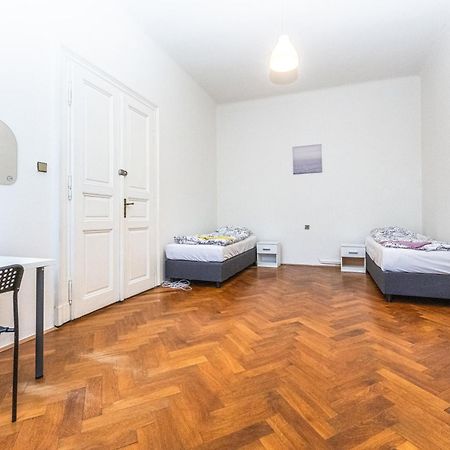 Legerova Apartments Prága Kültér fotó